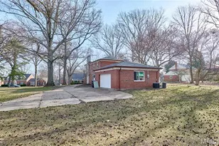 84 Bellerive Acres, Bellerive, MO 63121 - Photo 83