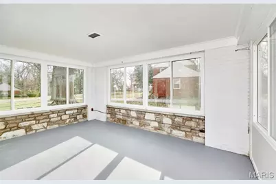 84-86 Bellerive Acres, Bellerive, MO 63121 - Photo 21