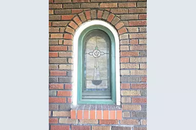 8578 Drury Lane, Saint Louis, MO 63147 - Photo 5