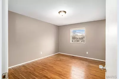 4398 Varano Drive, Florissant, MO 63033 - Photo 7