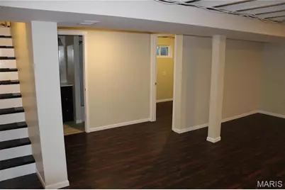 10832 Three Court, Saint Louis, MO 63123 - Photo 9