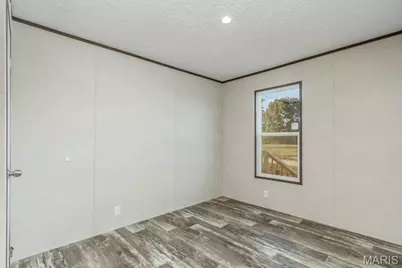 19845 Divine Road, Lebanon, MO 65536 - Photo 15