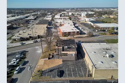 1600 N Warson Road, Saint Louis, MO 63132 - Photo 7