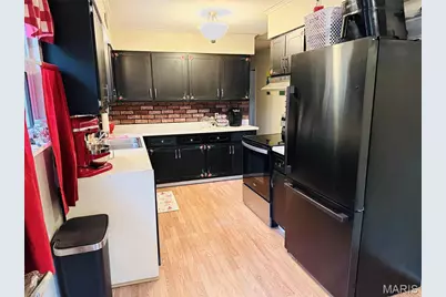 2425 Sanchez Drive, Cuba, MO 65453 - Photo 5