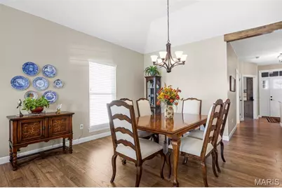 212 Colonial Crossing, Wentzville, MO 63385 - Photo 5