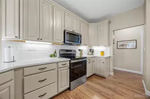 212 Colonial Crossing, Wentzville, MO 63385 - Photo 9