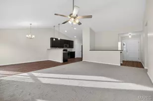 506 Horseshoe Bend Dr, Wentzville, MO 63385 - Photo 5