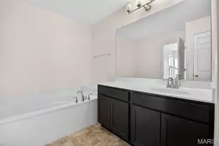 506 Horseshoe Bend Dr, Wentzville, MO 63385 - Photo 21