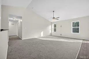 506 Horseshoe Bend Dr, Wentzville, MO 63385 - Photo 7