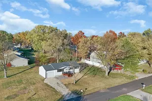 2 Royal Dr, O'Fallon, MO 63366 - Photo 19