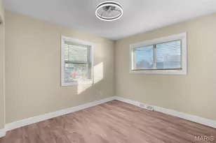 2 Royal Dr, O'Fallon, MO 63366 - Photo 9