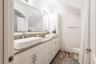 1002 1/2 Allen Ave, Saint Louis, MO 63104 - Photo 3