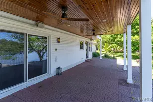 202 Dauphine Dr, Lake Saint Louis, MO 63367 - Photo 9