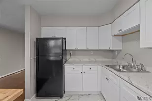 9725 Medford Dr, Riverview, MO 63136 - Photo 15