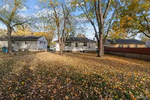 9725 Medford Dr, Riverview, MO 63136 - Photo 29