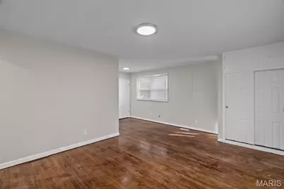 9725 Medford Drive, Riverview, MO 63136 - Photo 3