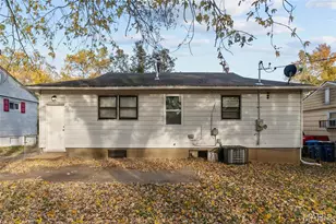 9725 Medford Dr, Riverview, MO 63136 - Photo 27
