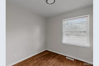 9725 Medford Drive, Riverview, MO 63136 - Photo 23