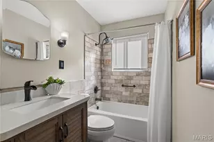 9800 Tullamoor Dr, Saint Louis, MO 63136 - Photo 11