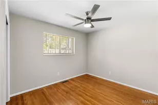 9800 Tullamoor Dr, Saint Louis, MO 63136 - Photo 15