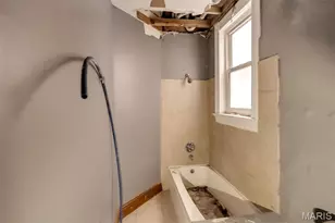 2648 California Ave, Saint Louis, MO 63118 - Photo 9