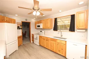 421 Lakeshore Dr, Saint Clair, MO 63077 - Photo 15