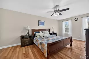 323 Oakleigh Woods Dr, Ballwin, MO 63011 - Photo 33