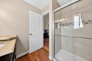 323 Oakleigh Woods Dr, Ballwin, MO 63011 - Photo 37