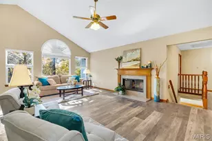 17824 Valley View Ln, Wildwood, MO 63038 - Photo 9