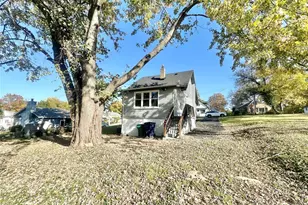 901 Ennis Ave, Rock Hill, MO 63119 - Photo 19