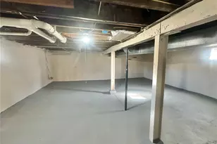 901 Ennis Ave, Rock Hill, MO 63119 - Photo 17