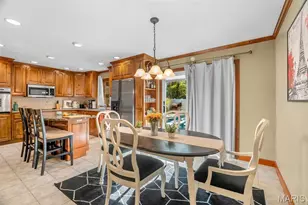 714 Camelot Estates Dr, Hillsboro, MO 63050 - Photo 7