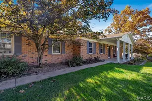 714 Camelot Estates Dr, Hillsboro, MO 63050 - Photo 3