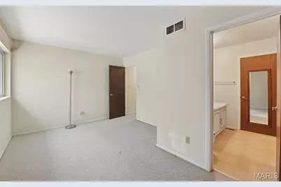 140 Burtonwood Drive, Ballwin, MO 63011 - Photo 11