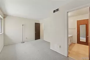 140 Burtonwood Dr, Ballwin, MO 63011 - Photo 11