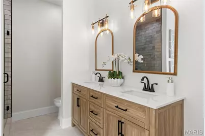 3872 Humphrey Street, Saint Louis, MO 63116 - Photo 37