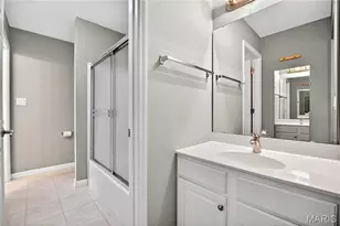 811 Wheaton Way, Creve Coeur, MO 63141 - Photo 29