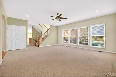 811 Wheaton Way, Creve Coeur, MO 63141 - Photo 11