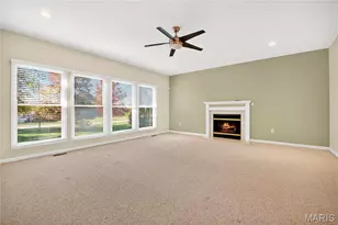 811 Wheaton Way, Creve Coeur, MO 63141 - Photo 9