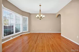 811 Wheaton Way, Creve Coeur, MO 63141 - Photo 7