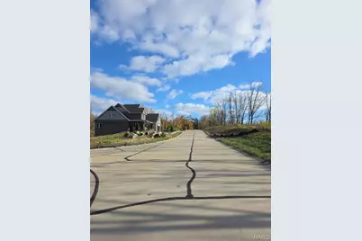 2037 Lily Avenue, Kirkwood, MO 63122 - Photo 9