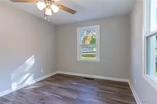 137 Holdinghausen Dr, Crystal City, MO 63019 - Photo 11