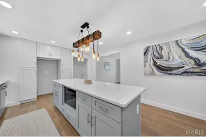 107 Falmouth Drive, Ballwin, MO 63011 - Photo 9