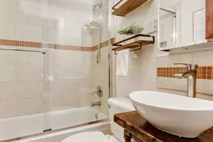 7720 Weston Pl, Saint Louis, MO 63117 - Photo 19