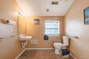 210 Hyler Dr, Farmington, MO 63640 - Photo 33