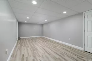 2190 Glenoro Dr, Florissant, MO 63033 - Photo 25