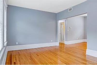 520 Rosedale Avenue #202, Saint Louis, MO 63112 - Photo 5