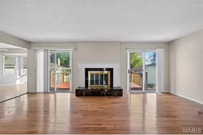 2202 White Cedar Court, Chesterfield, MO 63017 - Photo 3