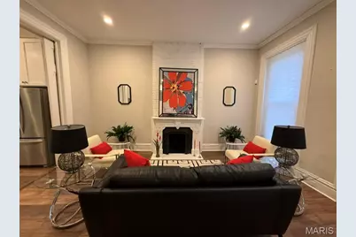 2010 Oregon Avenue, Saint Louis, MO 63104 - Photo 3