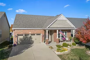 6205 Mackenzie Valley Ct, Saint Louis, MO 63123 - Photo 7